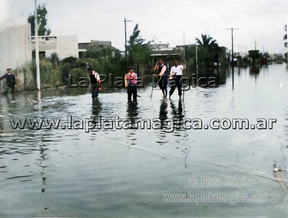 Estado de la esquina de calle 9 y 32.