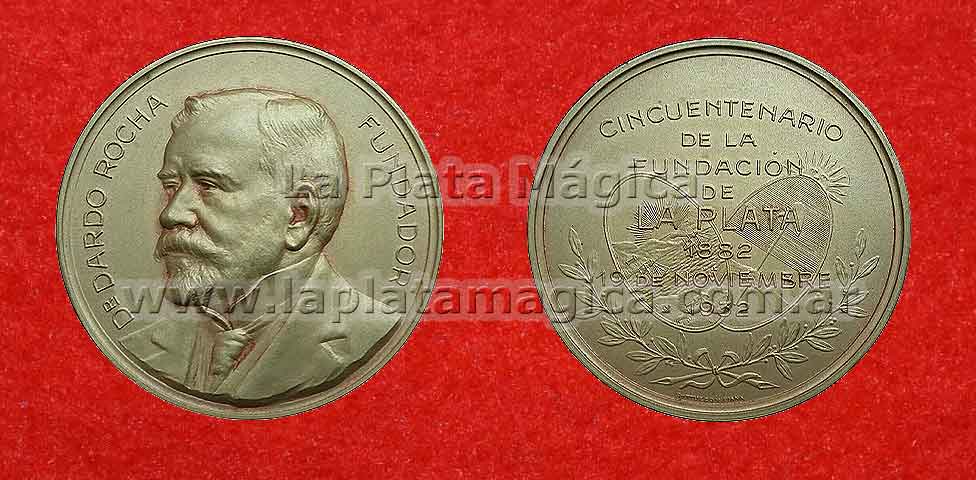 Medalla Cincuentenario de la Fundación de La Plata 1882 19 de Noviembre 1932.