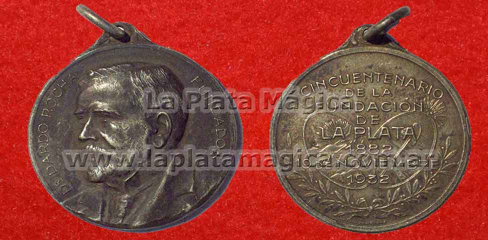 Medalla Cincuentenario de la Fundación de La Plata 1882 19 de Noviembre 1932.